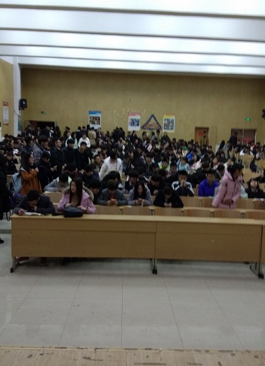 应团委邀请，我驾校给交院全体学生举办了一场专题演讲会